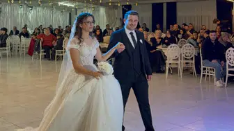 Tenis Camiasını Buluşturan Mutlu Gün