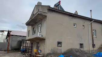 Konya'da ikinci kattaki balkonundan düşen kişi hayatını kaybetti