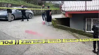 Sokakta tartıştığı eniştesini tabanca ile 8 yerinden vurup öldürdü