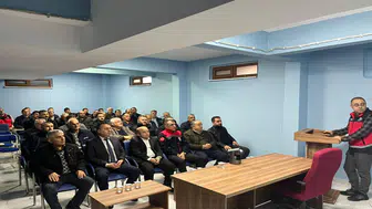 Muhtarlara yönelik bilgilendirme toplantısı yapıldı