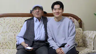 Konyasporlu futbolcu, Kore Gazisi İhsan Damdam’ı ziyaret etti