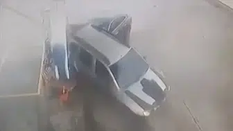 Akaryakıt istasyonunda kaza