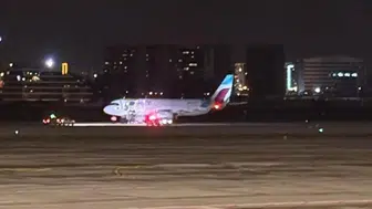 Dubai-Düsseldorf seferi yapan uçak, rahatsızlanan yolcu nedeniyle  indi