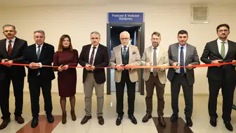 NEÜ’de dijital atılım! Podcast–Vodcast stüdyosu açıldı