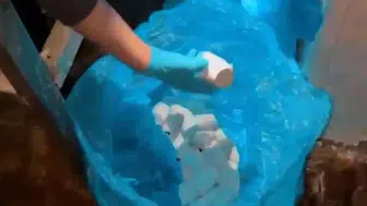 Çöp poşetlerinde uyuşturucu ele geçirildi