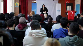 Karatay’ın gençlerine altın tavsiyeler: Kariyer günleri başladı