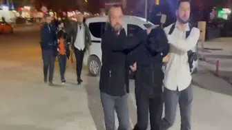 Boya için aracılık ücreti isteyen arkadaşına tüfekle ateş açtı