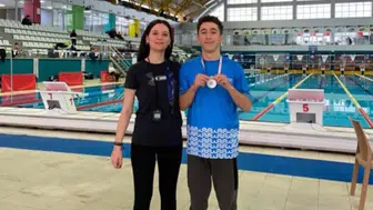 Otizmli yüzücü Alper Akgül’den 5 madalya