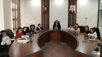 Konyalı Başkan öğrencileri makamında ağırladı!