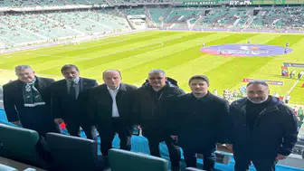 Konyaspor yönetimi takımı yalnız bırakmadı!