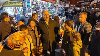 Başkan Altay son teravih sonrası Konya’da esnafla buluştu