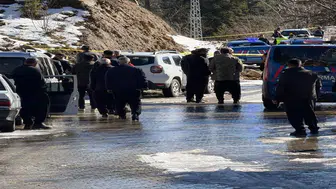 17 yaşındaki çocuk, kuzenini öldürüp intihar etti