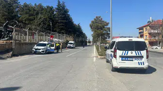 Konya'da polise çarpıp kaçan motosiklet sürücüsü yakalandı