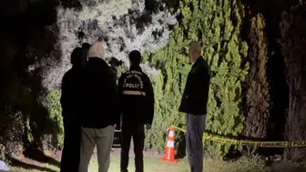 Parkta erkek cesedi bulundu