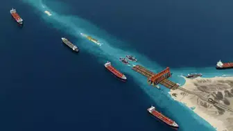 İran: Hürmüz Boğazı'nda 10 petrol tankerini vurduk