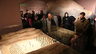 Konya'da Türkiye’nin ilk siyer sergisi yoğun ilgi görüyor