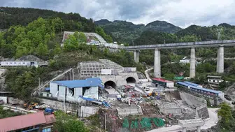 Çin'de tünel inşaatında patlama: 4 ölü