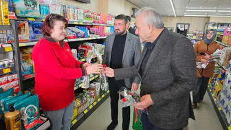 Konya ilçesinde kadınlar unutulmadı: Yüzlerde tebessüm oluştu