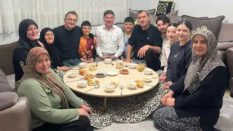 Konyalı Başkan Ramazan Ayı'nın son iftarını ailesiyle yaptı