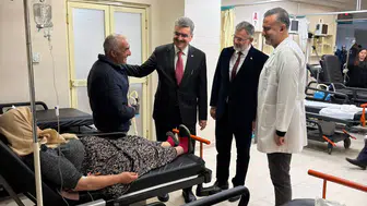 AK Parti Konya Vekili Erdem bayramda hastaları unutmadı