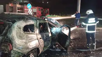 kaza sonrası otomobil alev alev yandı: 1 yaralı