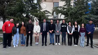 Selçuk Üniversitesi Rektörü Yılmaz’dan üniversite televizyonuna sürpriz ziyaret!