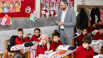 Konyalı Başkan Apil’den minik yüreklere dokunan ziyaret