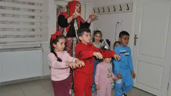 Ereğli’de çocuklar oyunlarla dolu bir haftayı yaşıyor