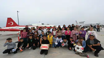 Öğrenciler Kahraman Pilotların Evinde