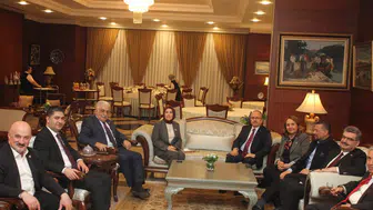 Konya Vekili Erdem Bakü'de temasta!