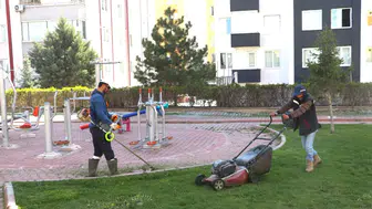 Ereğli’de bahar mesaisi: Yeşil alanlarda yoğun bakım çalışması başladı!