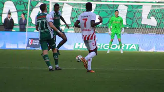 Samsunspor Konyaspor ilk 11'ler belli oldu