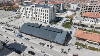 Konya'nın kitap kafesinde büyük dönüşüm: Gençler akın ediyor!