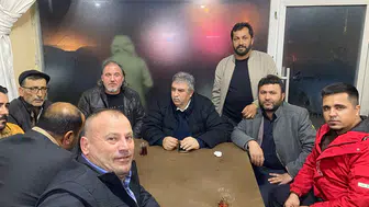 Konyalı Başkan mahalle sakinleriyle çay eşliğinde sohbet etti!