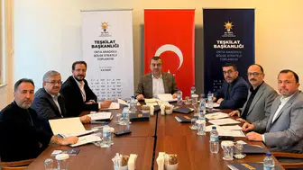 AK Parti’den Kayseri’de strateji zirvesi: Konyalı Vekil de katıldı!
