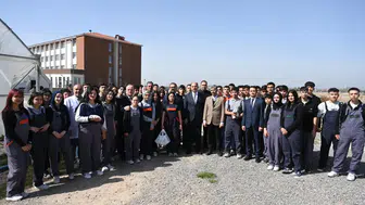 Milletvekili Baykan ve Başkan Altay lise öğrencileriyle buluştu