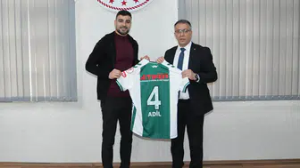 Adil Demirbağ'dan spor müdürüne ziyaret