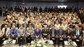 NEÜ’de Ergün Kırlıkovalı öğrencilerle bir araya geldi