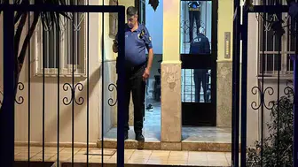 16 yaşındaki Mert, evde silahla vurulmuş ölü bulundu
