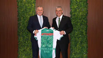 Konyaspor’un gelecek vizyonu Bakan Bak’a anlatıldı