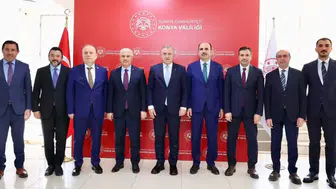 Bakan Bak Konya'da: Coşkuyla karşılandı!