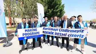 Ereğli’de mezuniyet coşkusu: Gençler kep attı 🎓