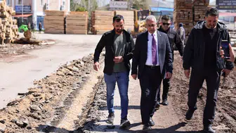 Ereğli’de sıcak asfalt seferberliği: Esnafın ve sürücülerin yüzü güldü