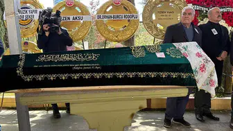 Şarkıcı Tülay Özer son yolculuğuna uğurlandı