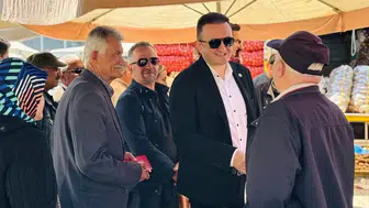 Konya Vekili Bektaş, Karaman'da vatandaşla görüştü