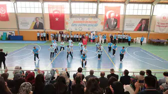 Konya'da özel çocukların sahnelediği şenlik alkış topladı!