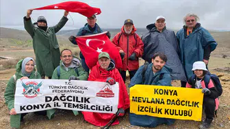 Konyalı dağcılar yağmura rağmen durmadı!