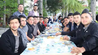 Konya'da sıcak çorba dağıtıldı, gelirler ihtiyaç sahiplerine!