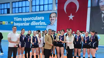 Konya’da yurtlar arası süper kupa heyecanı nefes kesti