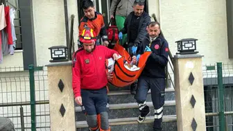 Haber alınamayan 89 yaşındaki kadına kapı kırılarak ulaşıldı